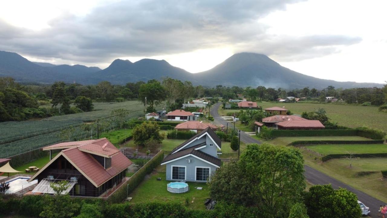 Casa De Las Rosas Volcan Arenal La Fortuna Екстер'єр фото